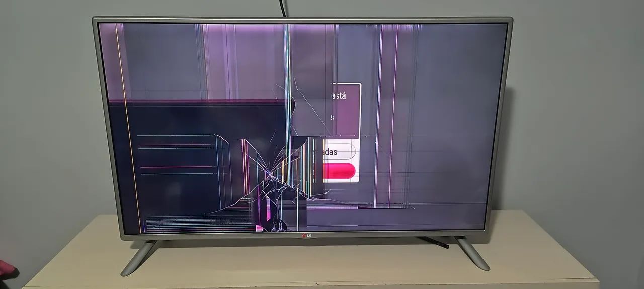 TV LG TELA QUEBRADA 42" - Foto 2