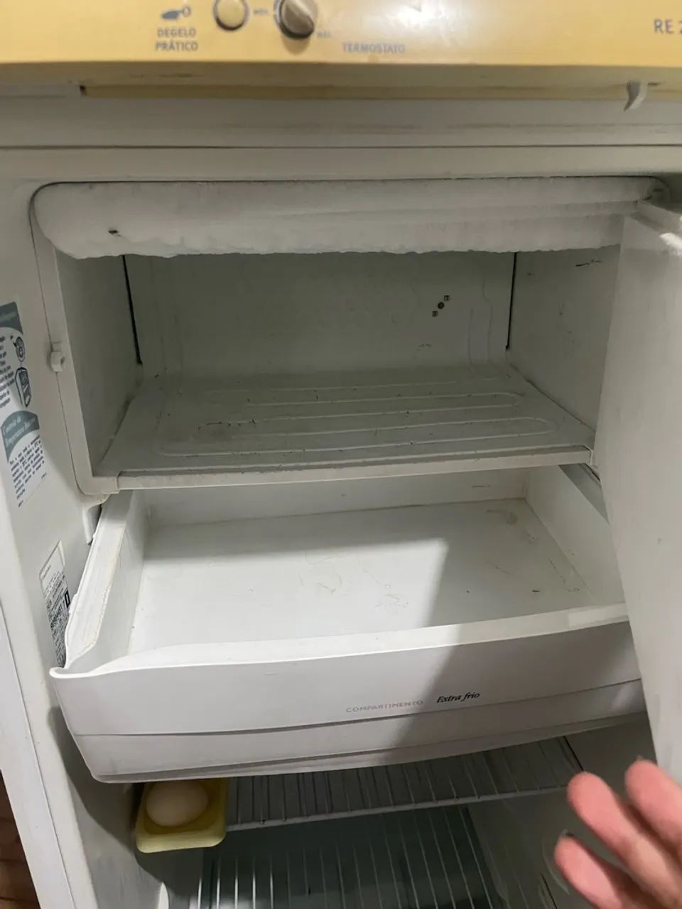 VENDO GELADEIRA ELETROLUX USADA  - Foto 5
