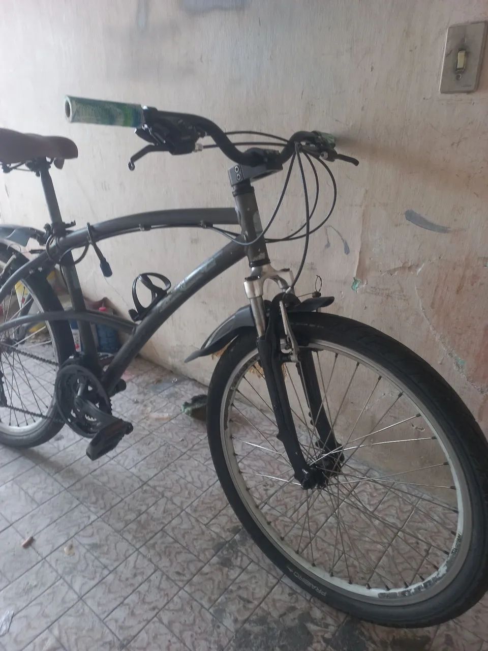 BICICLETA DE ALUMÍNIO COM MARCHA