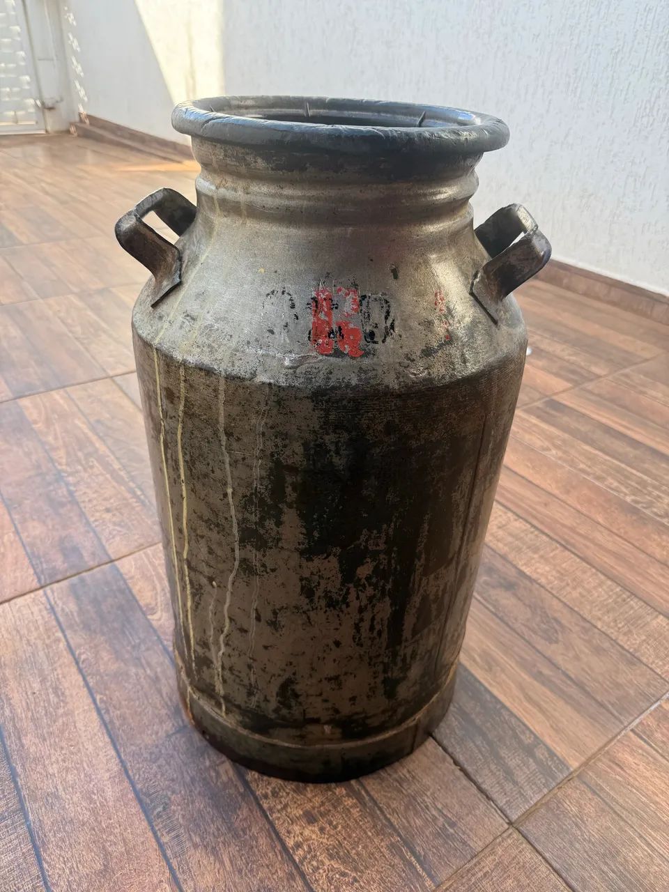 Lata de leite leiteira antiga 50 litros  - Foto 4