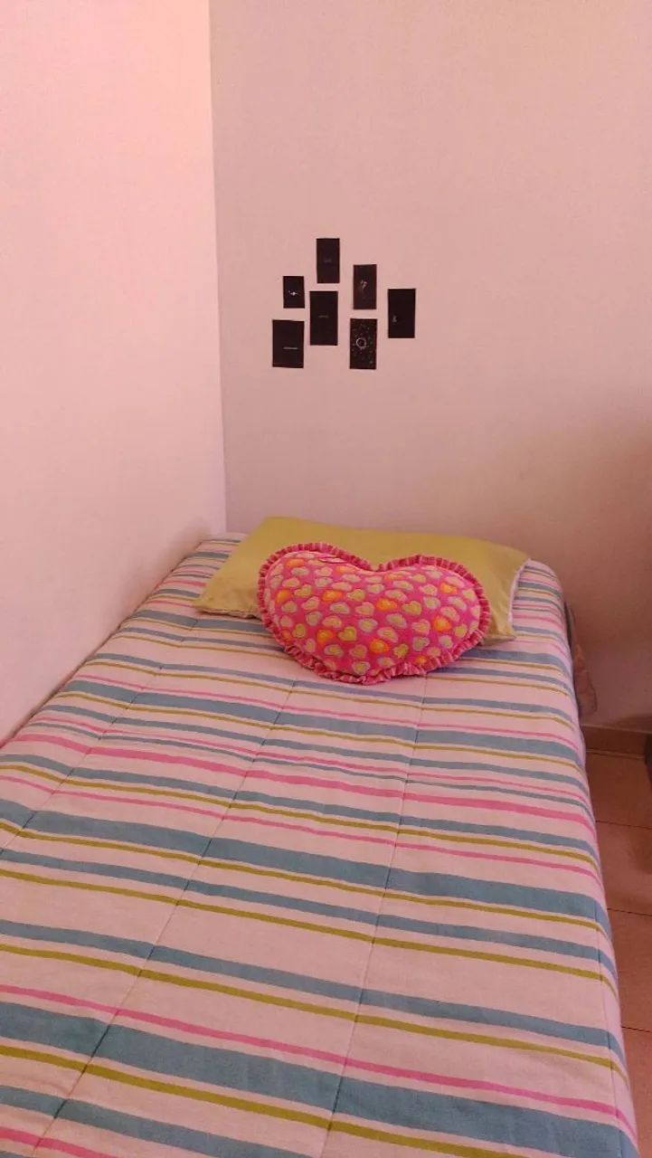 Cama box solteiro usada