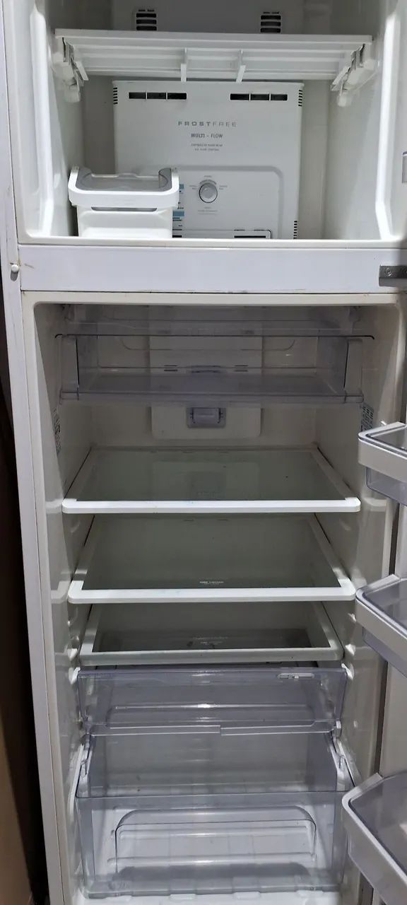Geladeira Electrolux 382l modelo DF42 - Foto 3