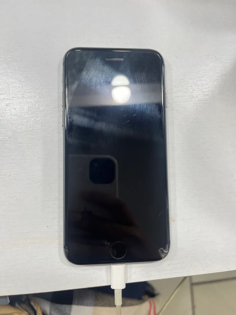 IPHONE 8 / 64GB