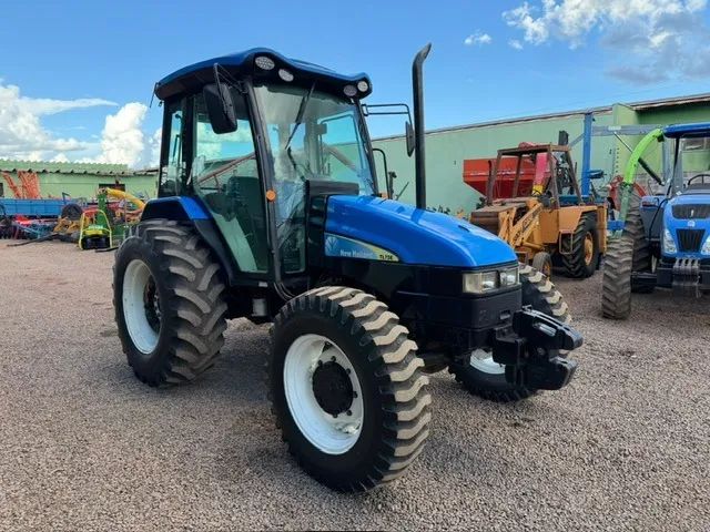 New Holland TL 75E 4x4 ano 2008 Cabinado  - Foto 3