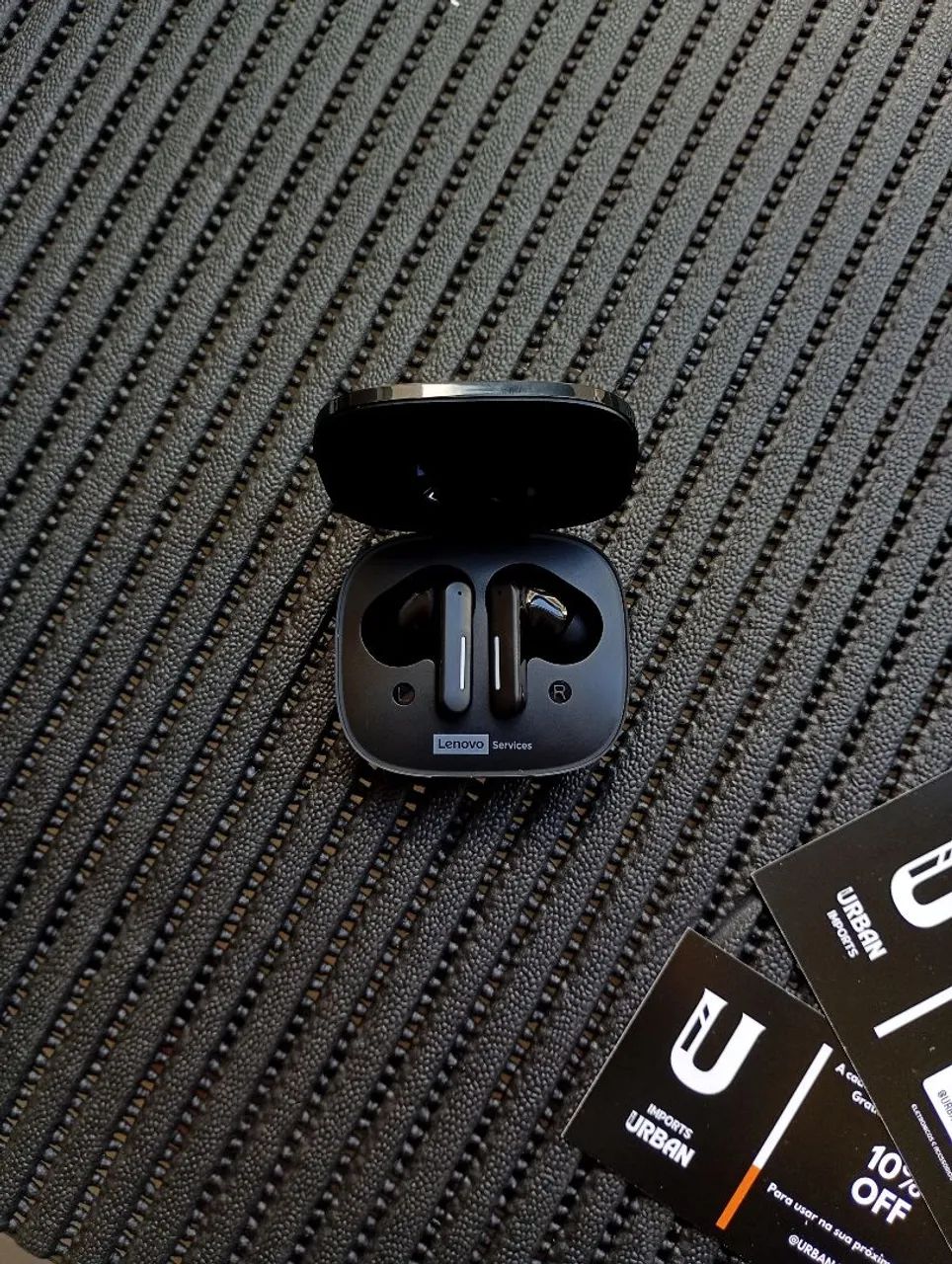 Fone de ouvido bluetooth Lenovo 