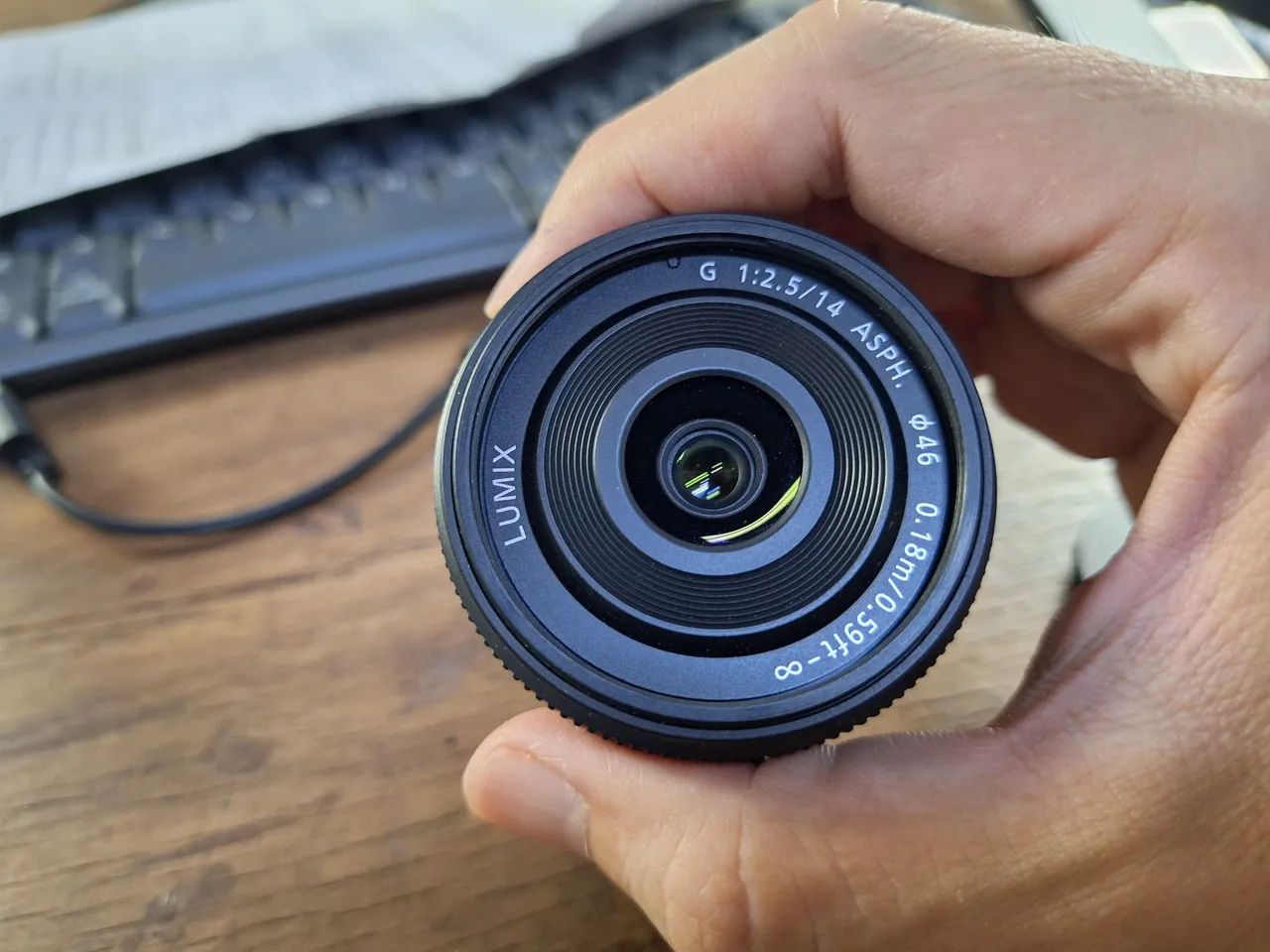 Lente Lumix 14mm 2.5 Micro Four thirds - Foto 2