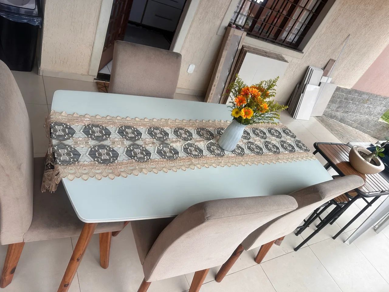 Mesa de tampo de vidro com 6 cadeiras - Foto 5