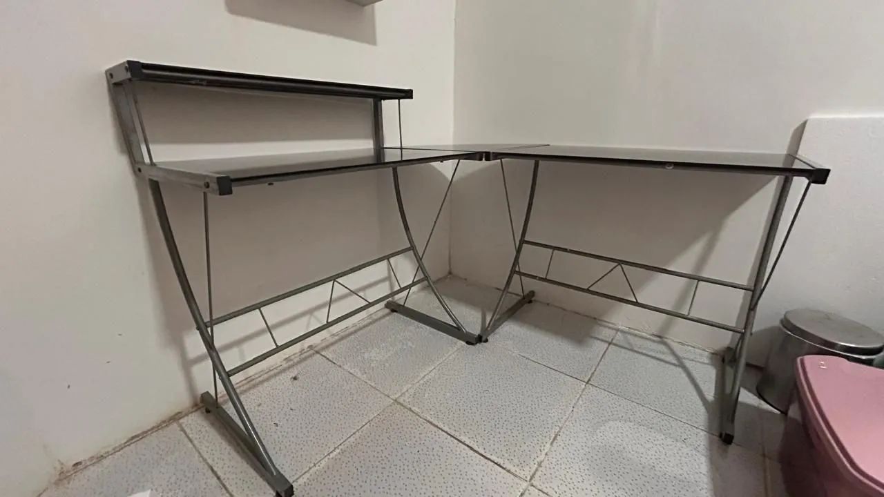 Mesa em L para escritório  - Foto 2