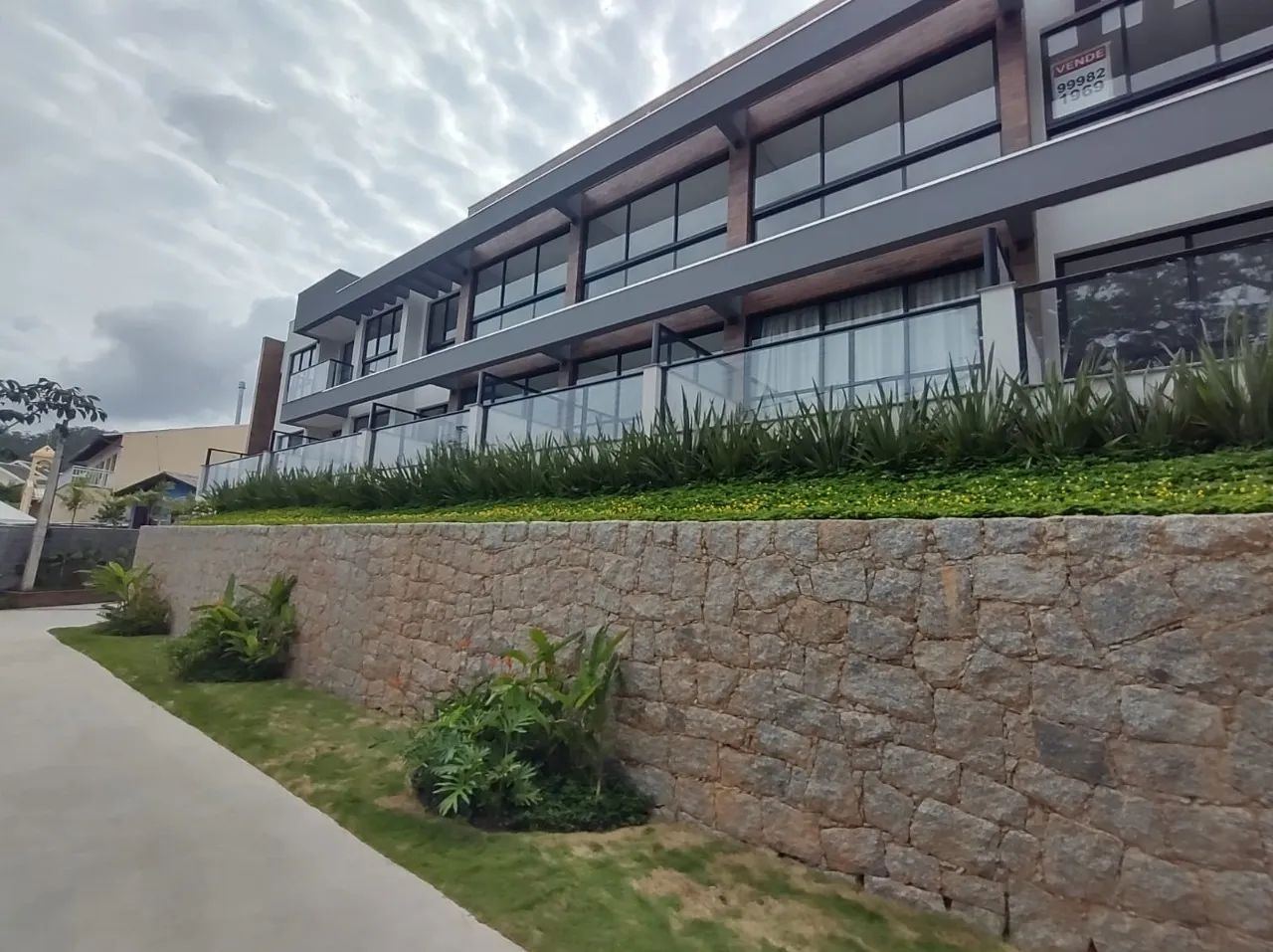 Loft 1 dormitório à venda no sossego do Cacupé