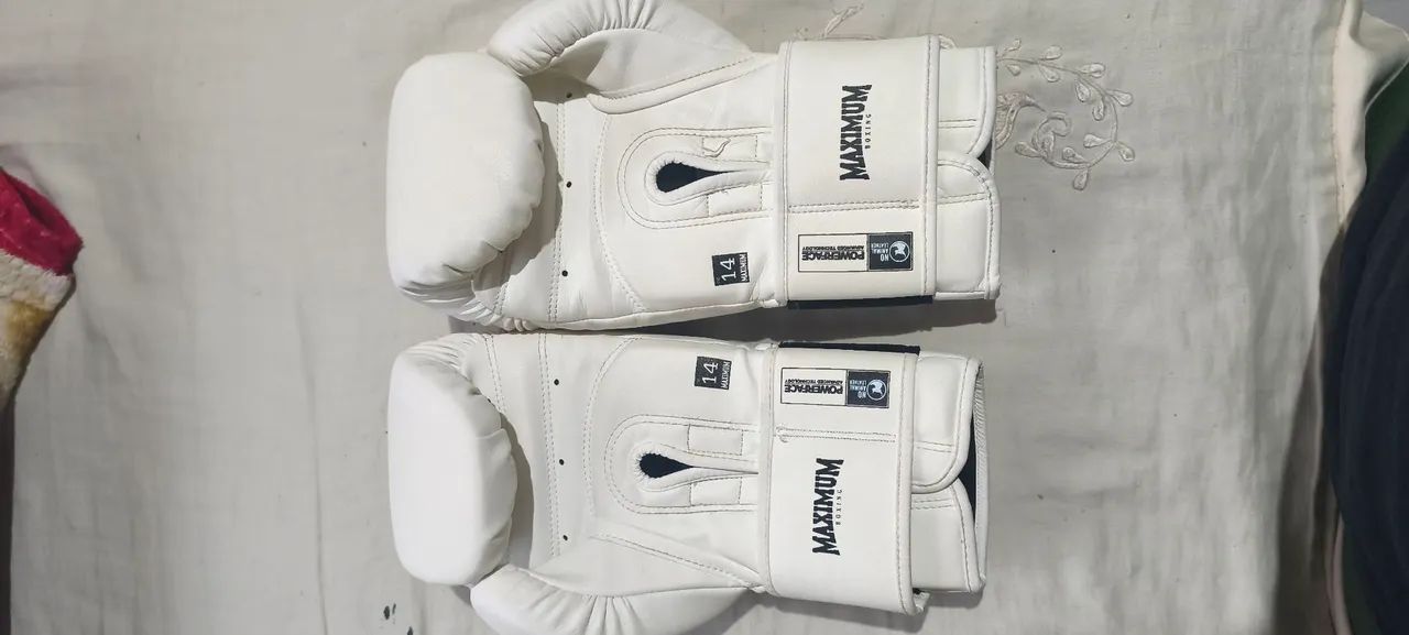 Kit Muay Thai Maximum MXM 14oz Luvas + Caneleira Semi Novo - Foto 2