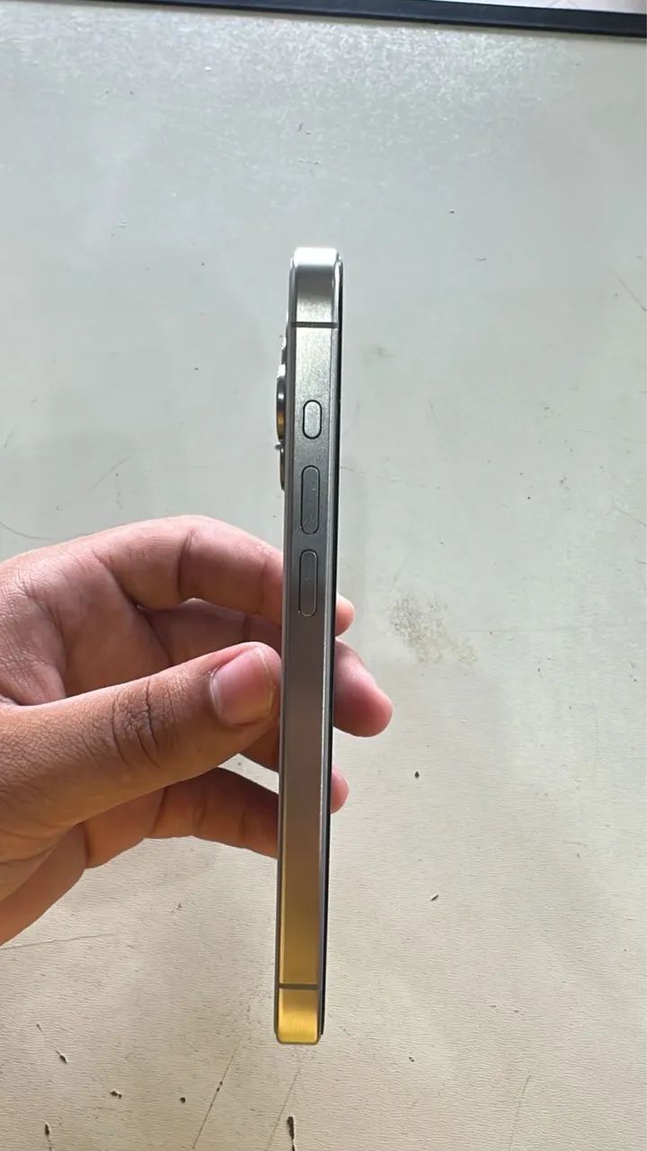 iPhone 15 pro  - Foto 4