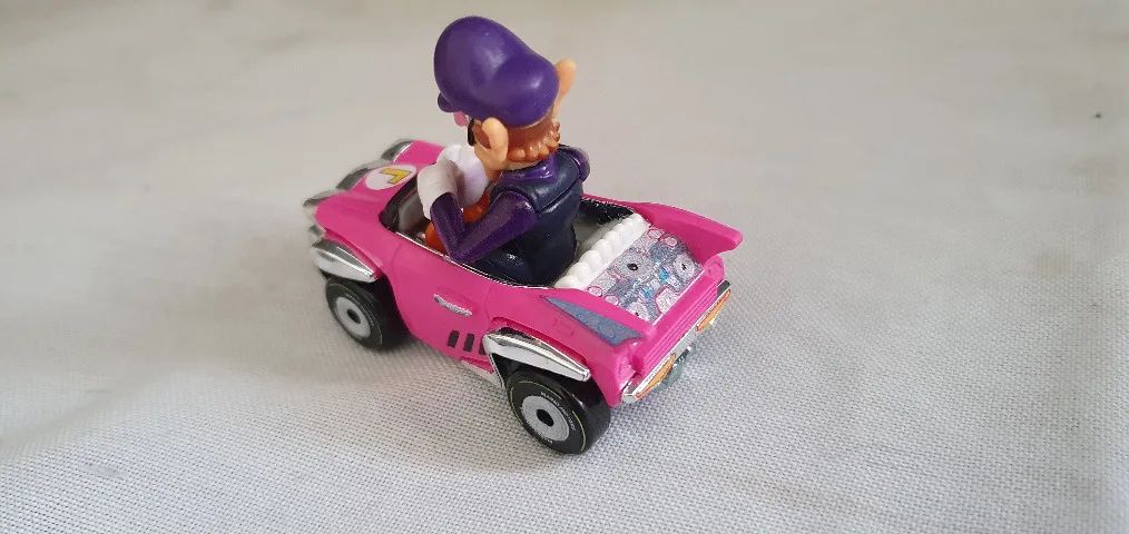 Hot Wheels Original Waluigi Mario Kart Mattel - Foto 5