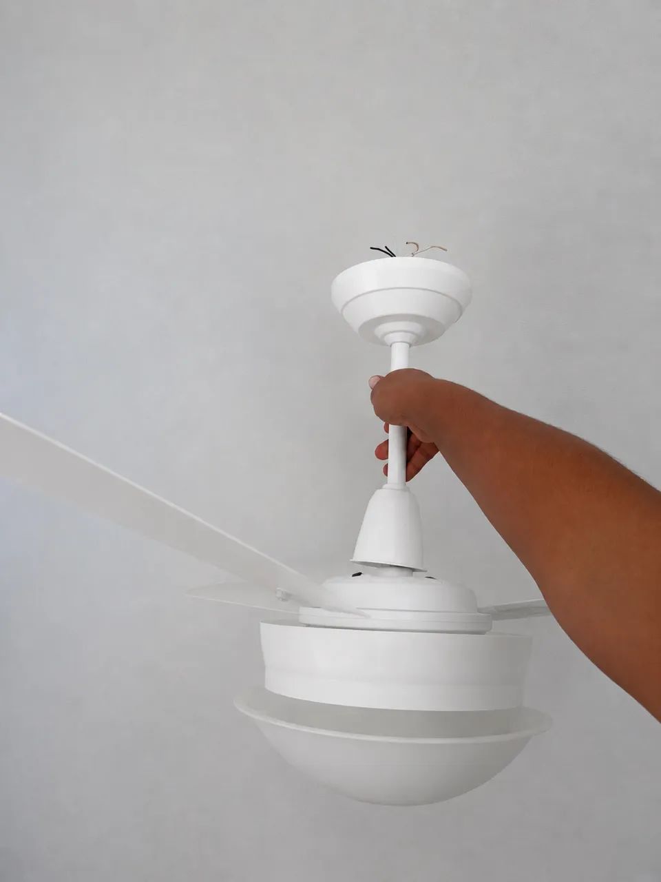 Ventilador de teto com bocal pra lâmpada 