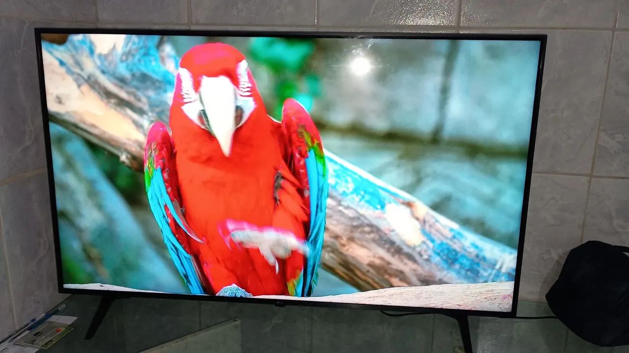 Smart LG 4K 50 Polegadas semi nova. - Foto 2