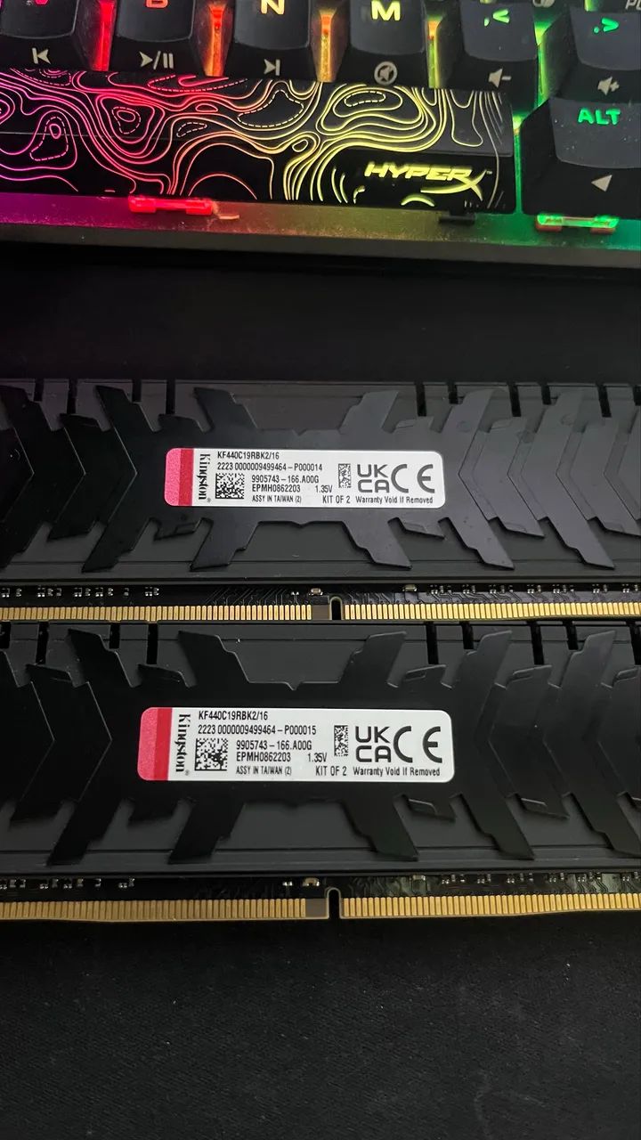 Vendo memória ram 4000 mhz 16gb - Foto 2