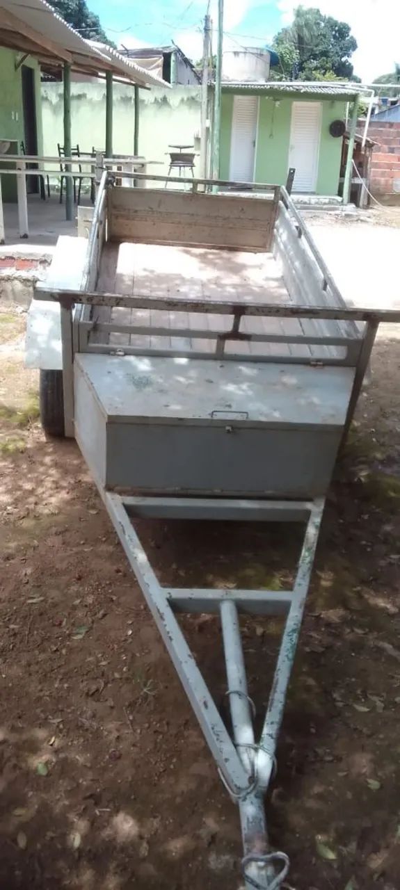 Vd R$ 3,500 carretinha reforçada 1,10x2,00m  não tá emplacada mas se quiser pode emplacar  - Foto 3