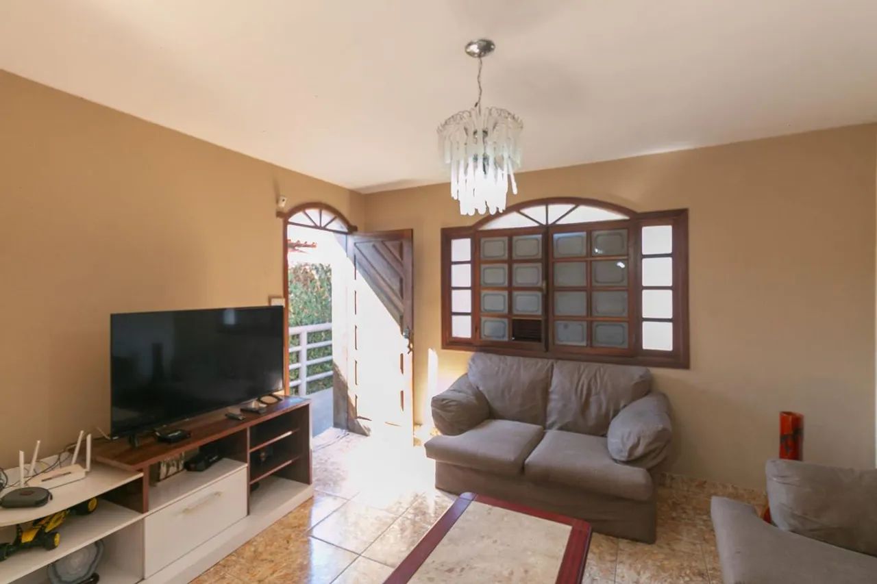 Casa à Venda - Heliópolis, 3 Quartos, 173 m2 - Foto 3