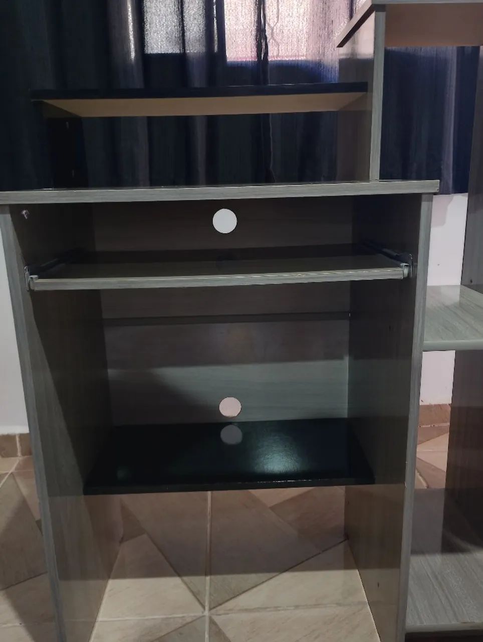 mesa de computador com Sapateira  - Foto 2