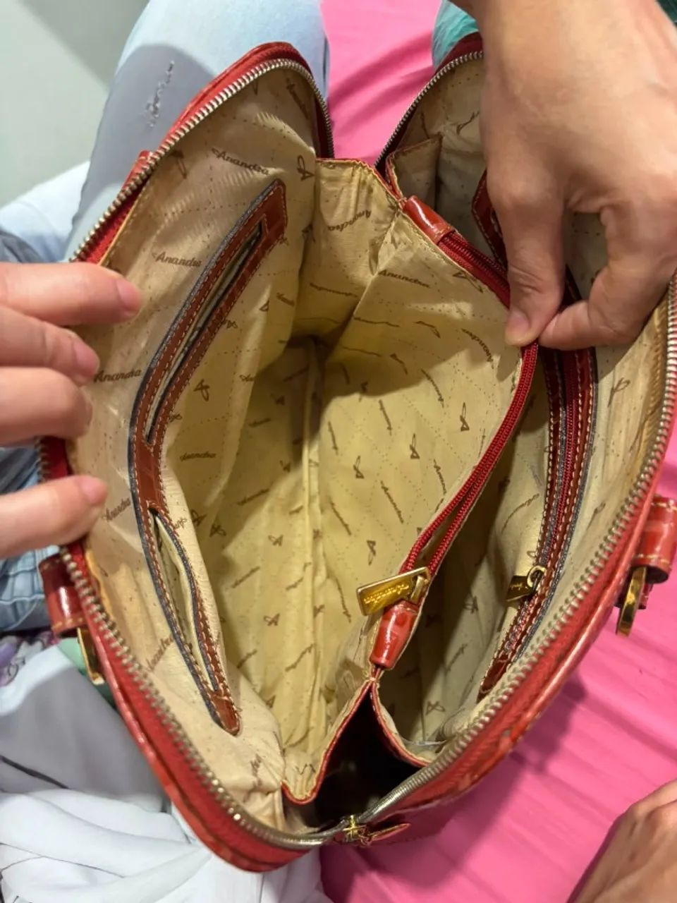 Bolsa COURO LEGÍTIMO MARCA ANANDRA  - Foto 4
