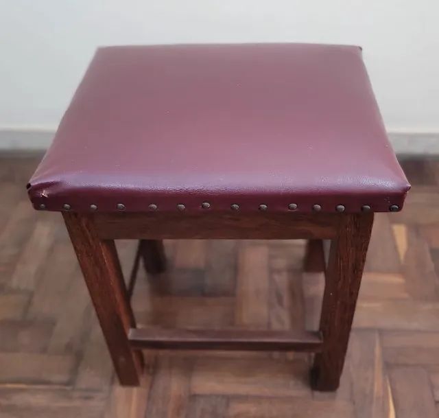Escrivaninha Antiga Clássica com 5 Gavetas + Banqueta - Foto 4