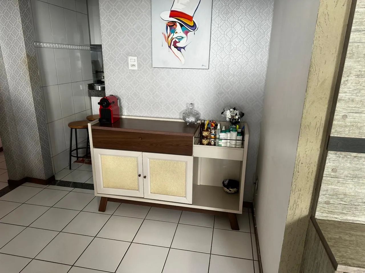 Aparador Buffet com Minibar - Foto 2