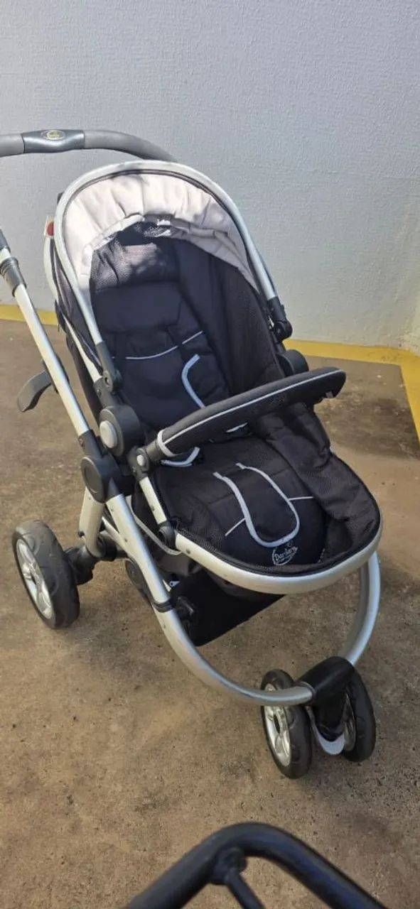Carrinho de passeio e bebê conforto  - Foto 2