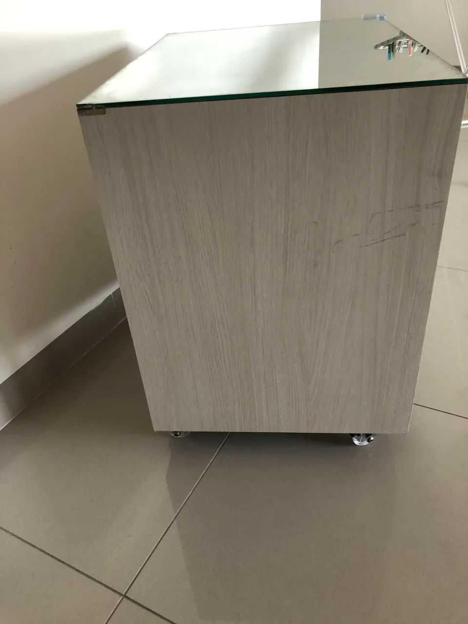 Criado mudo com gaveta  - Foto 4