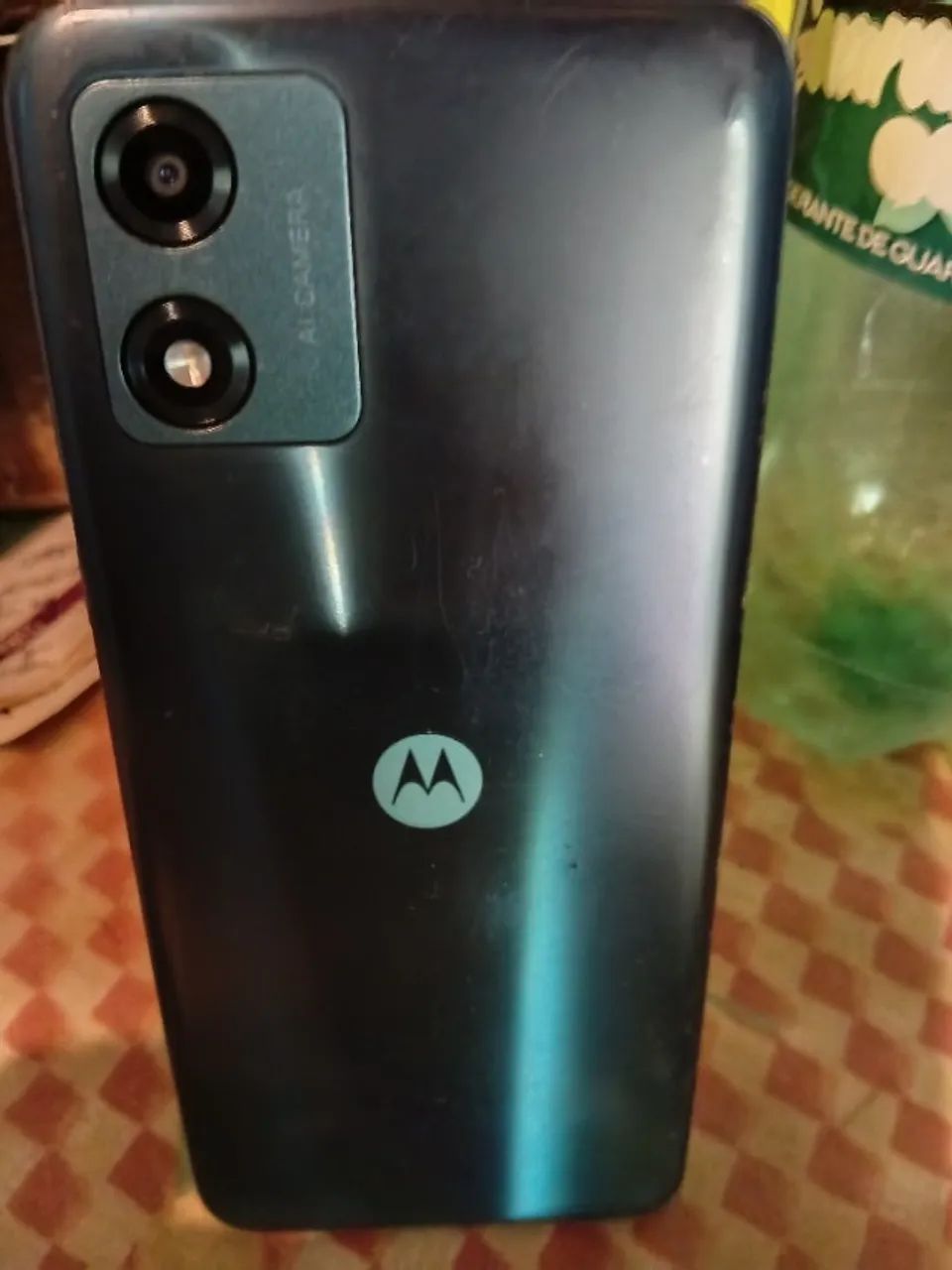 Celular Motorola 100% positivo. 