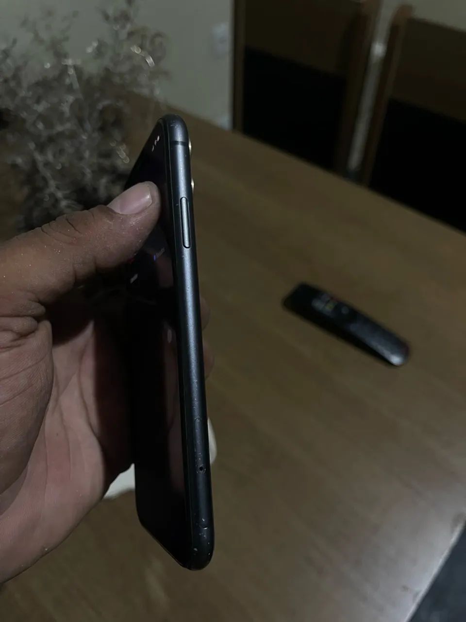 Vendo iPhone 11 64g preto - Foto 5