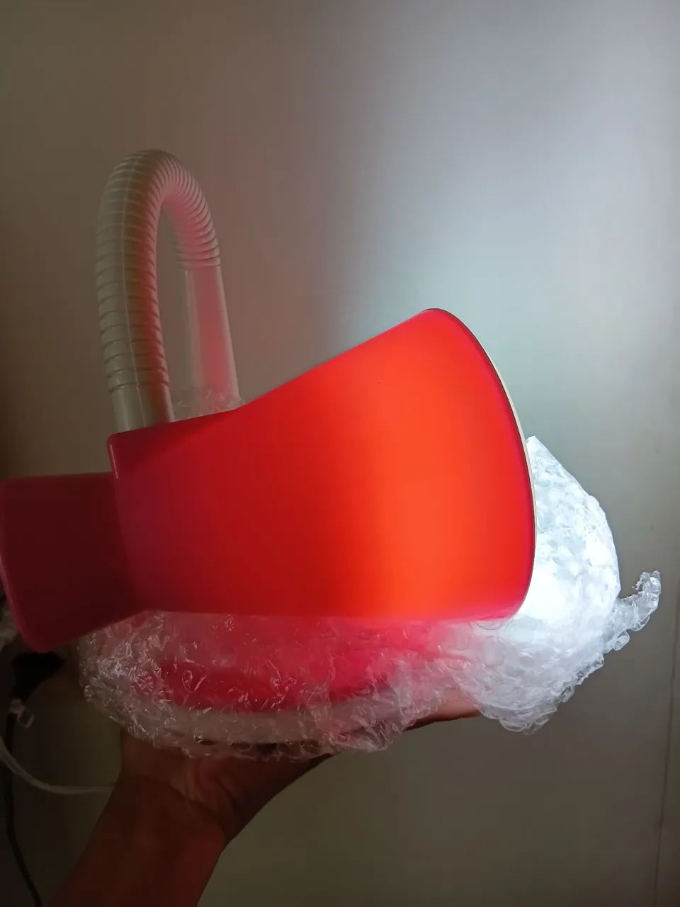 Luminária rosa de mesa  - Foto 2