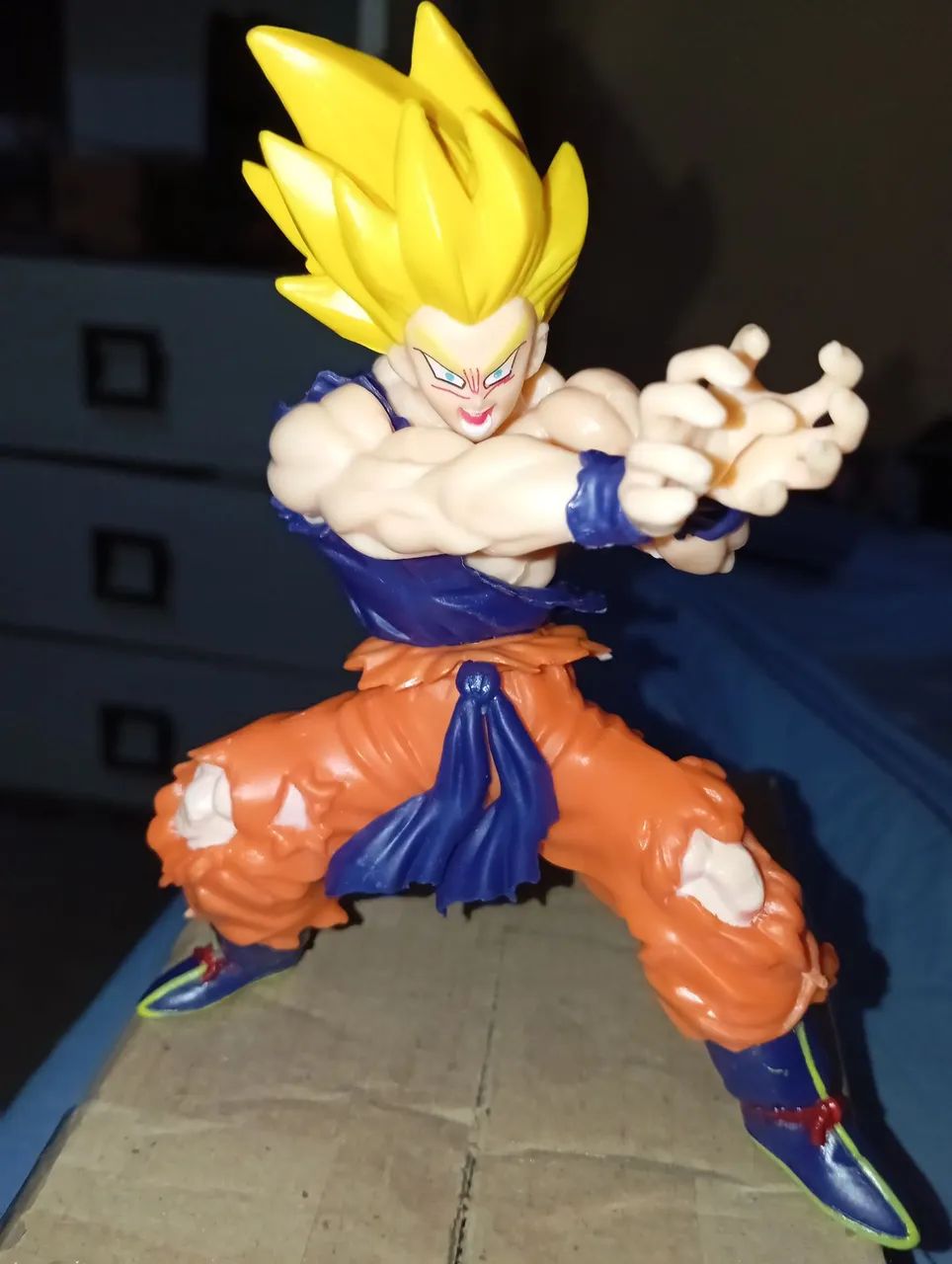 Action Figure Goku Super Saiyajin em Perfeito Estado - Foto 4