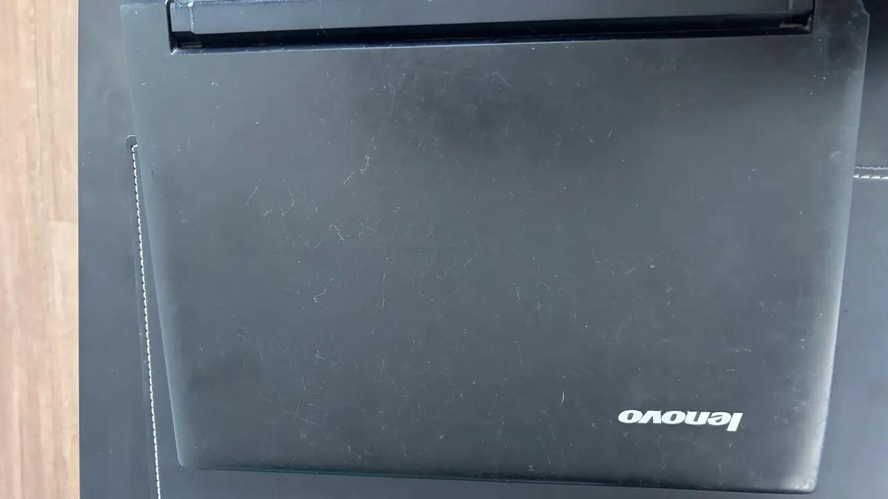 Vendo notebook Lenovo  - Foto 3