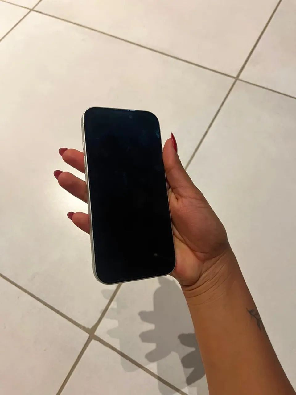 IPHONE 16  - Foto 3