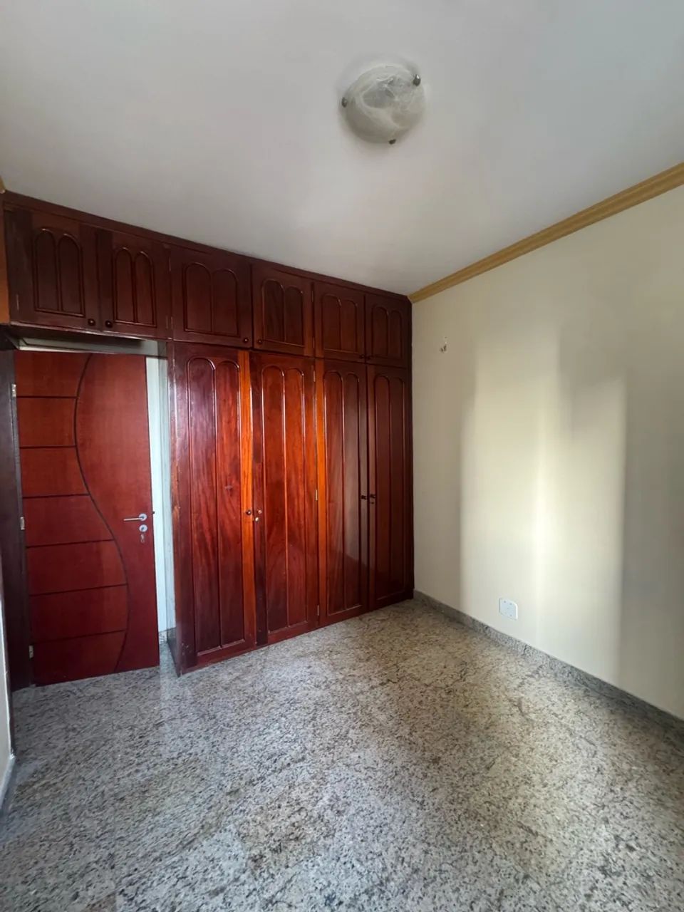 Ed. Abidjan, 95m², 3 quartos, sendo 1 suíte e 1 vaga - Foto 5