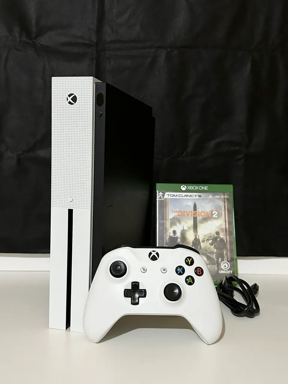 Xbox one s com jogo e 1 tera - Foto 3