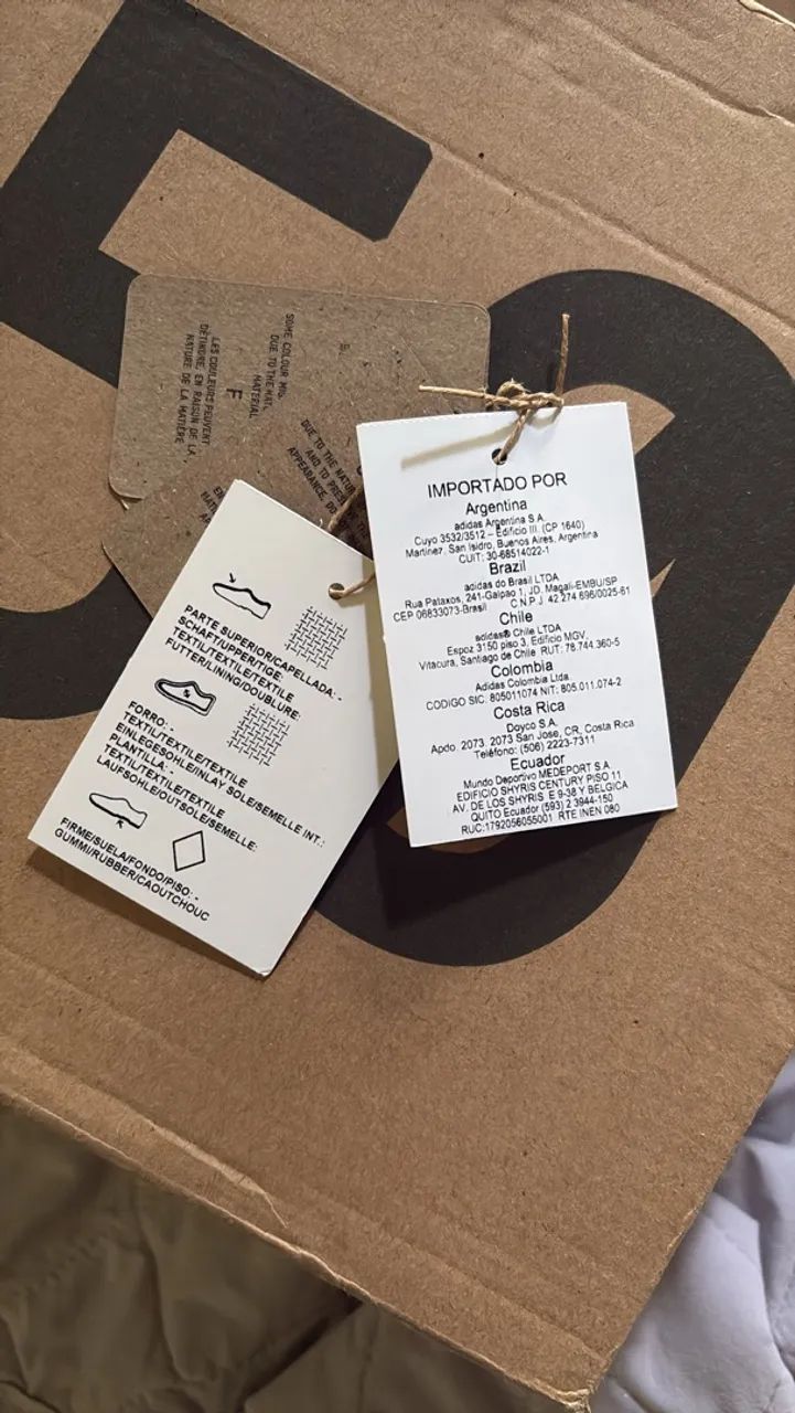 Yeezy 350 v2 - Foto 3
