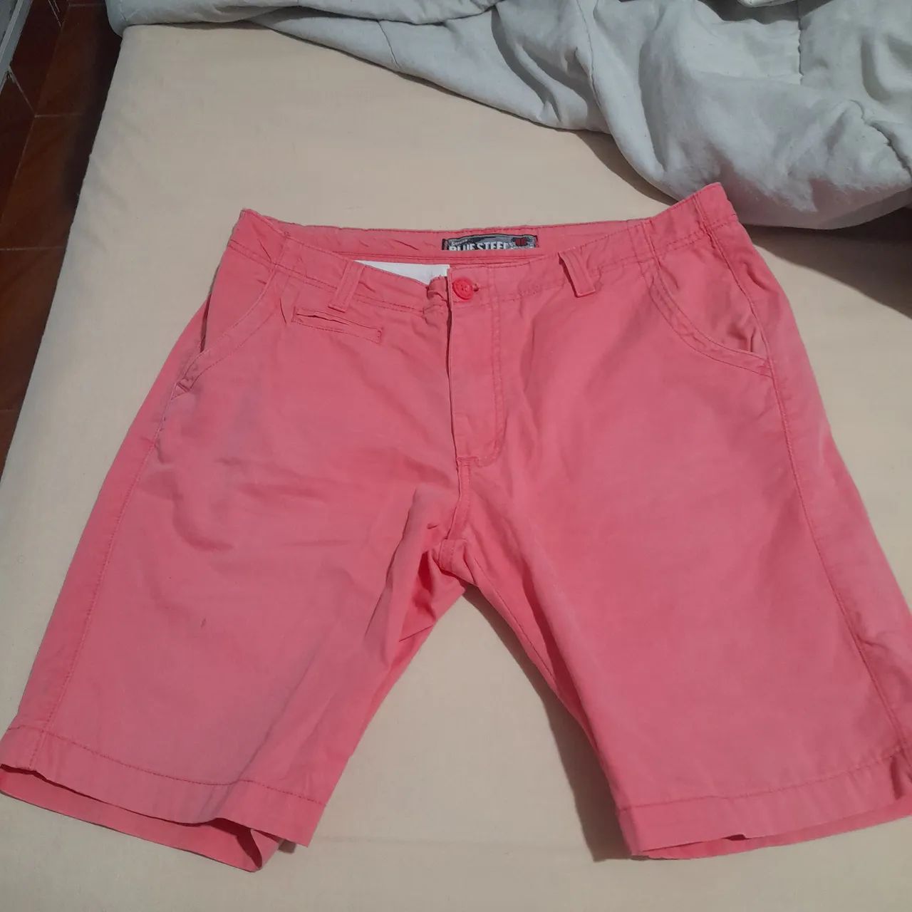 Bermuda de chino 