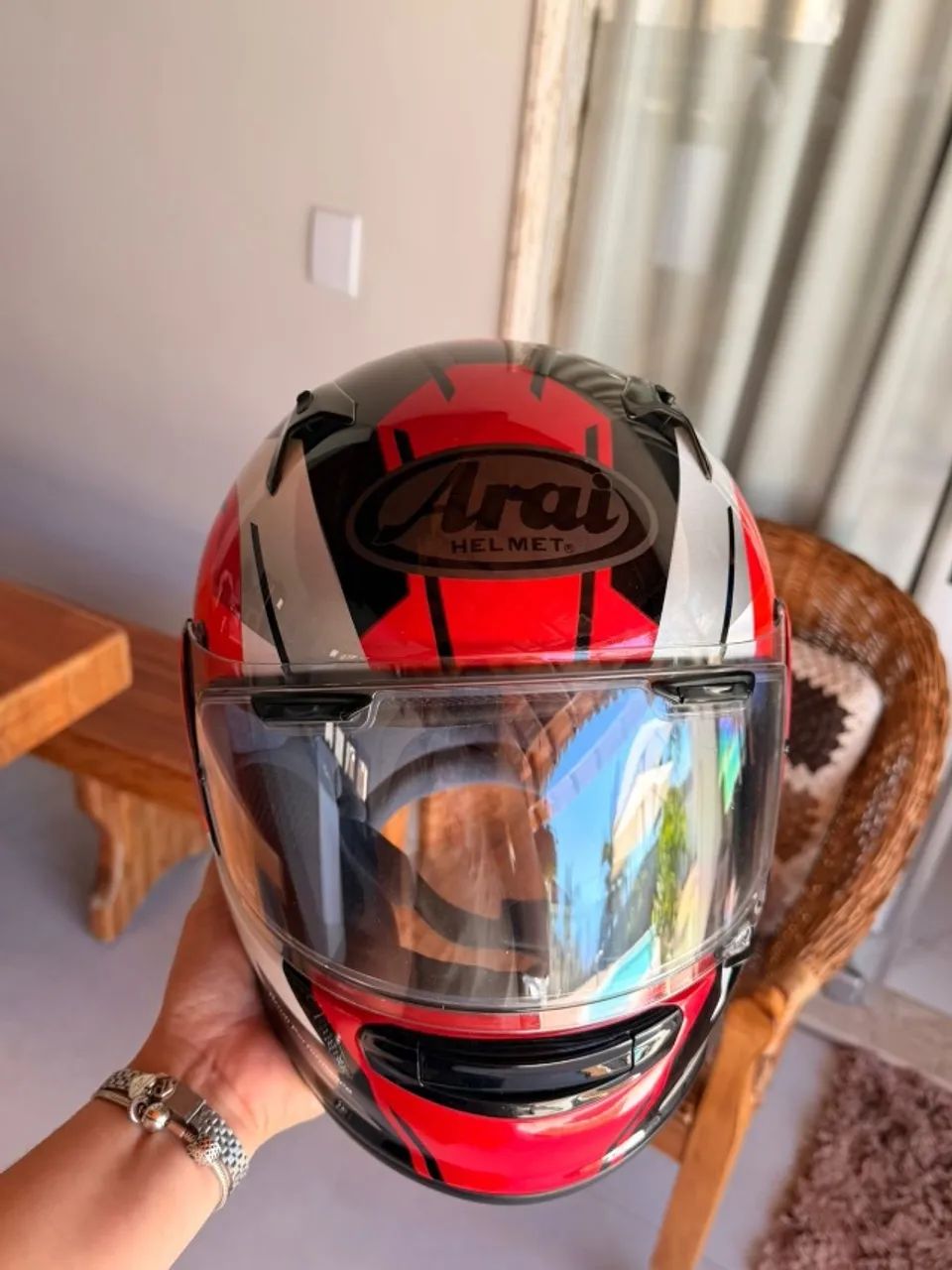 Capacete Arai