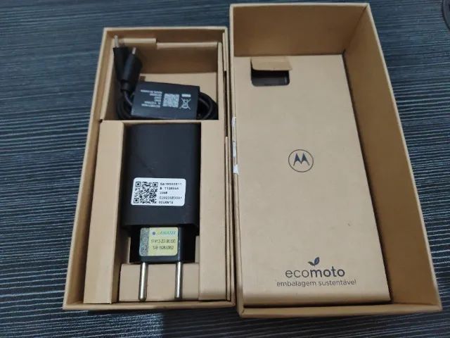 Motorola Edge 40 8gb ram e 256gb - Foto 3