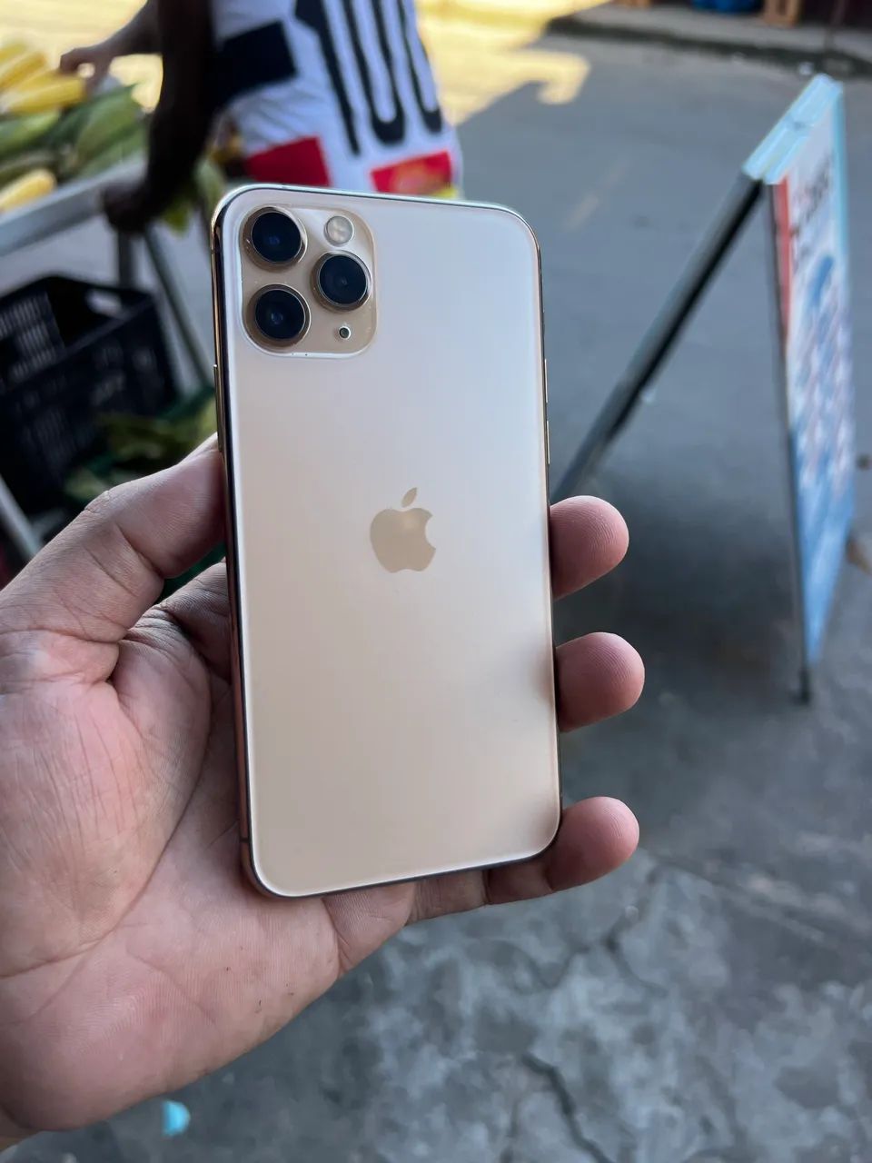 iPhone 11 Pro 256gb - Celulares e Smartphones - Paço do Lumiar