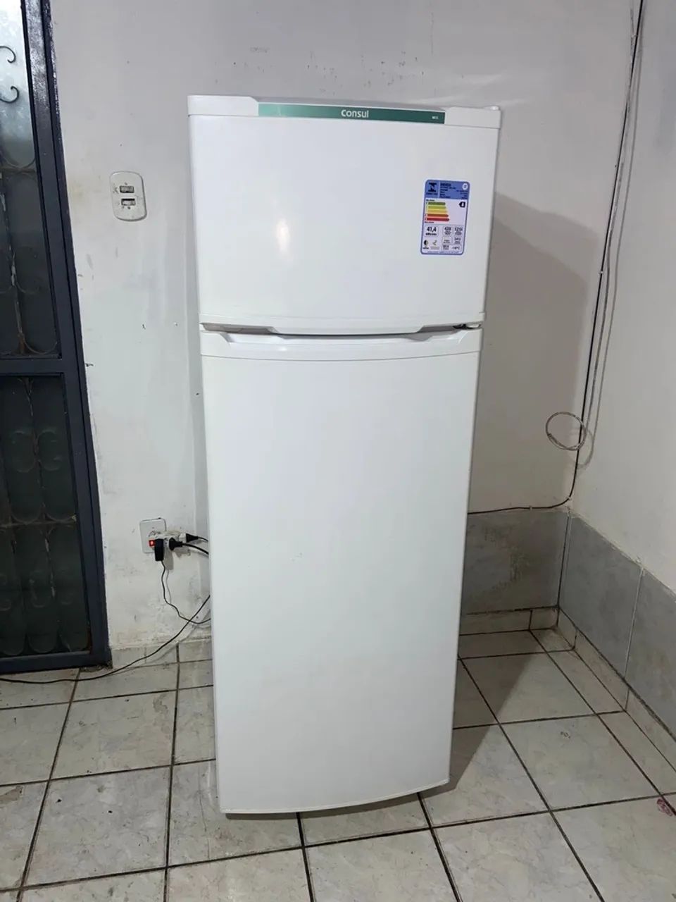 Vendo geladeira consul 