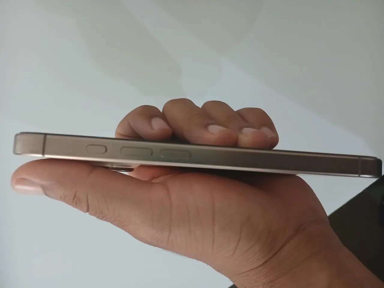 Vendo iPhone 16 pro - Foto 4