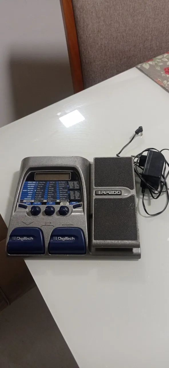 Pedaleira Digitech RP200 - Foto 2