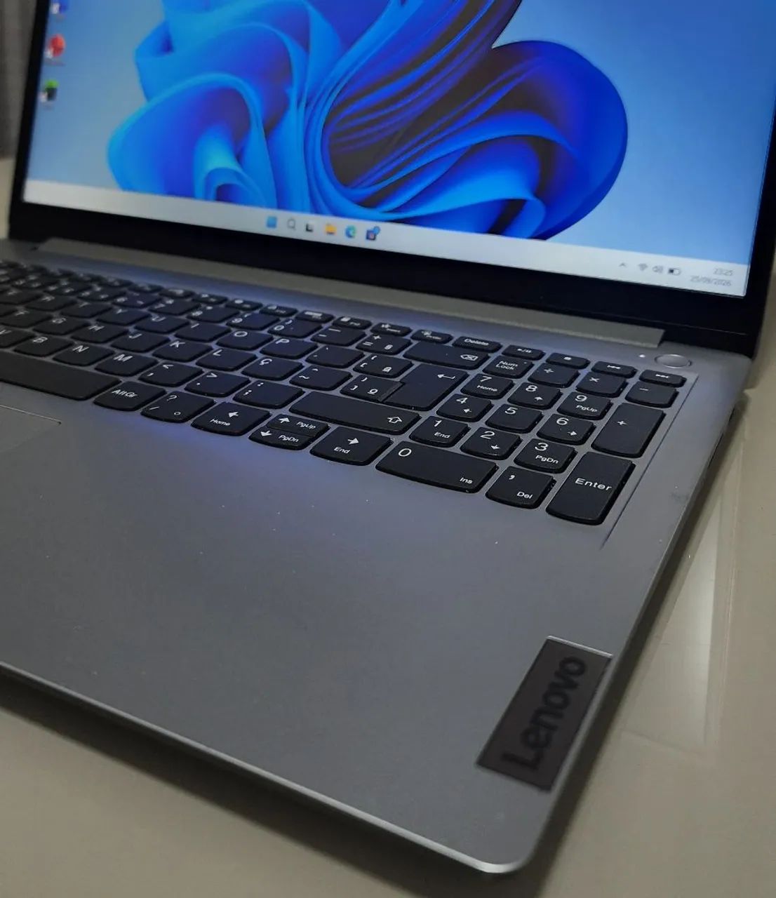 Notebook Lenovo Intel Core I3 de 13ª geração | 8GB de memória RAM | 256GB de SSD  - Foto 4