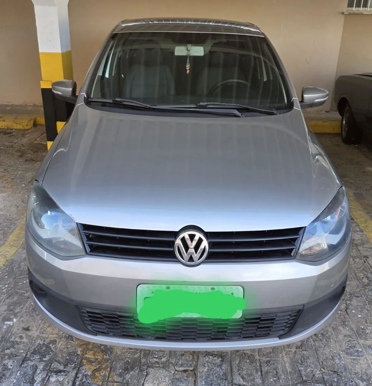 Volkswagen Fox 1.0 MI Total Flex 8V 5P 2012 - Foto 2
