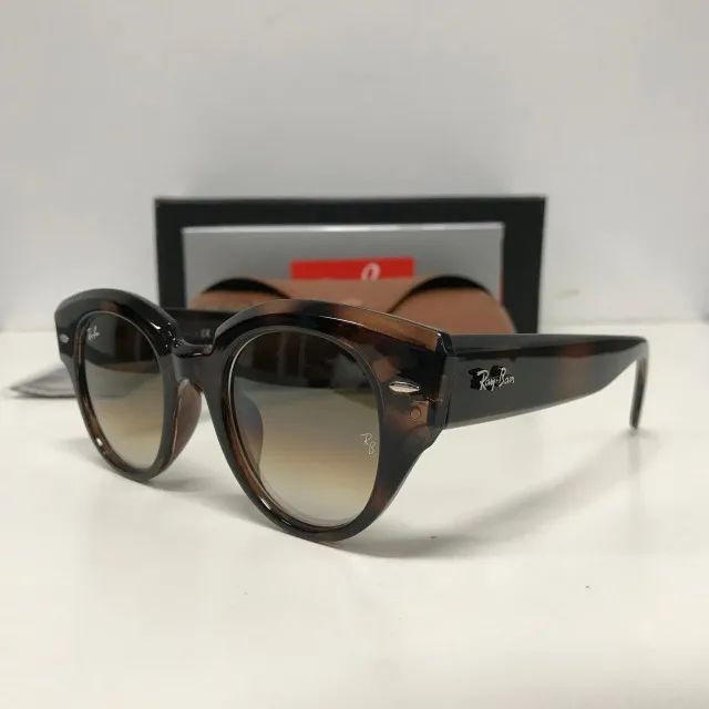 óculos de sol ray ban roundabout roma - Foto 2