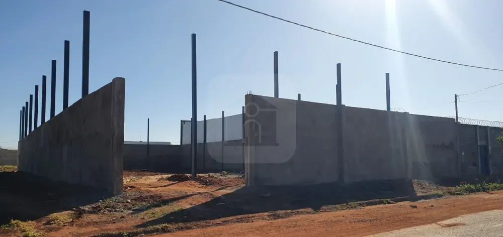 Galpão para locação comercial no bairro Laranjeiras - Foto 4