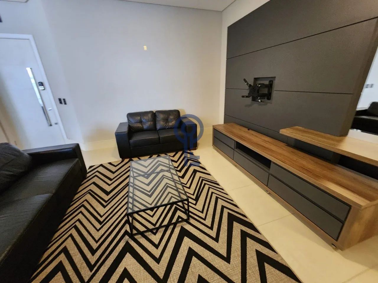 Apartamento com 3 dormitórios em Canasvieiras - Foto 3