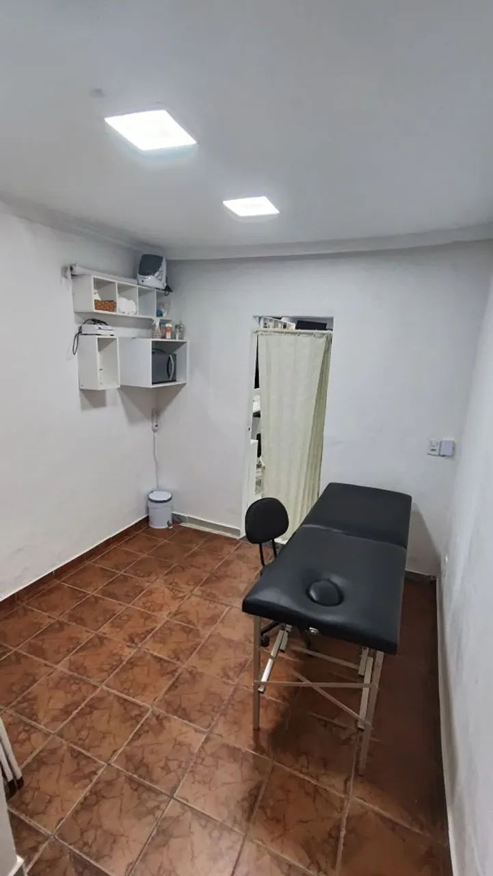 Alugo espaço para profissionais em salão de beleza