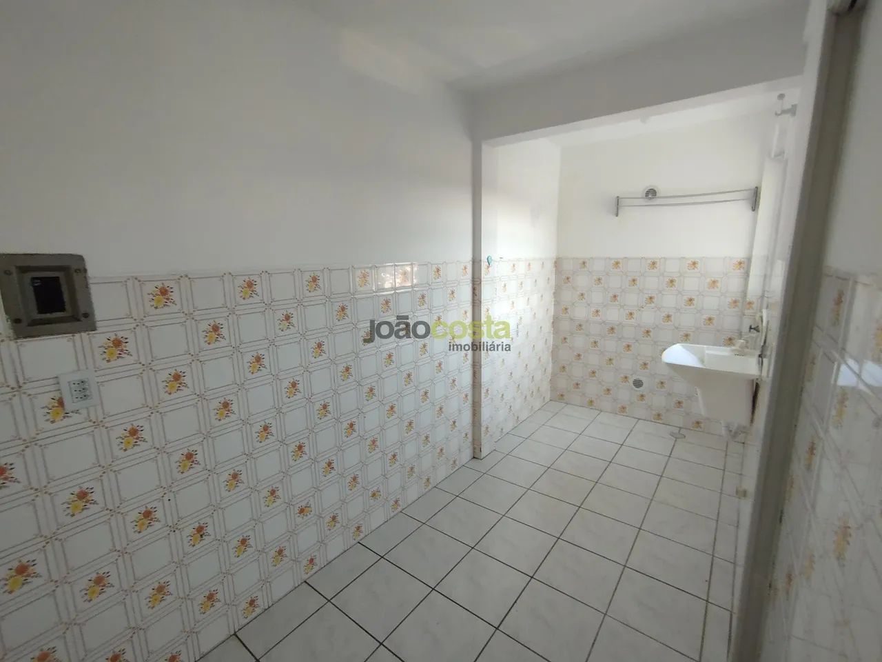 Apartamento para Locação em Roçado, São José - 2 Dormitórios - Foto 2